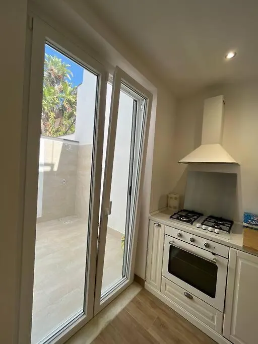 Casa Ilenia Spiaggia Gratuita Villa Santa Flavia Italy