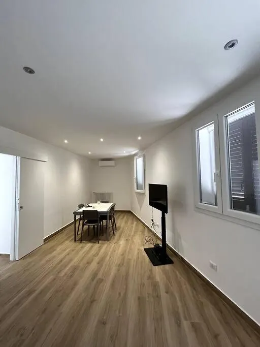 Casa Ilenia Spiaggia Gratuita Villa Santa Flavia Italy
